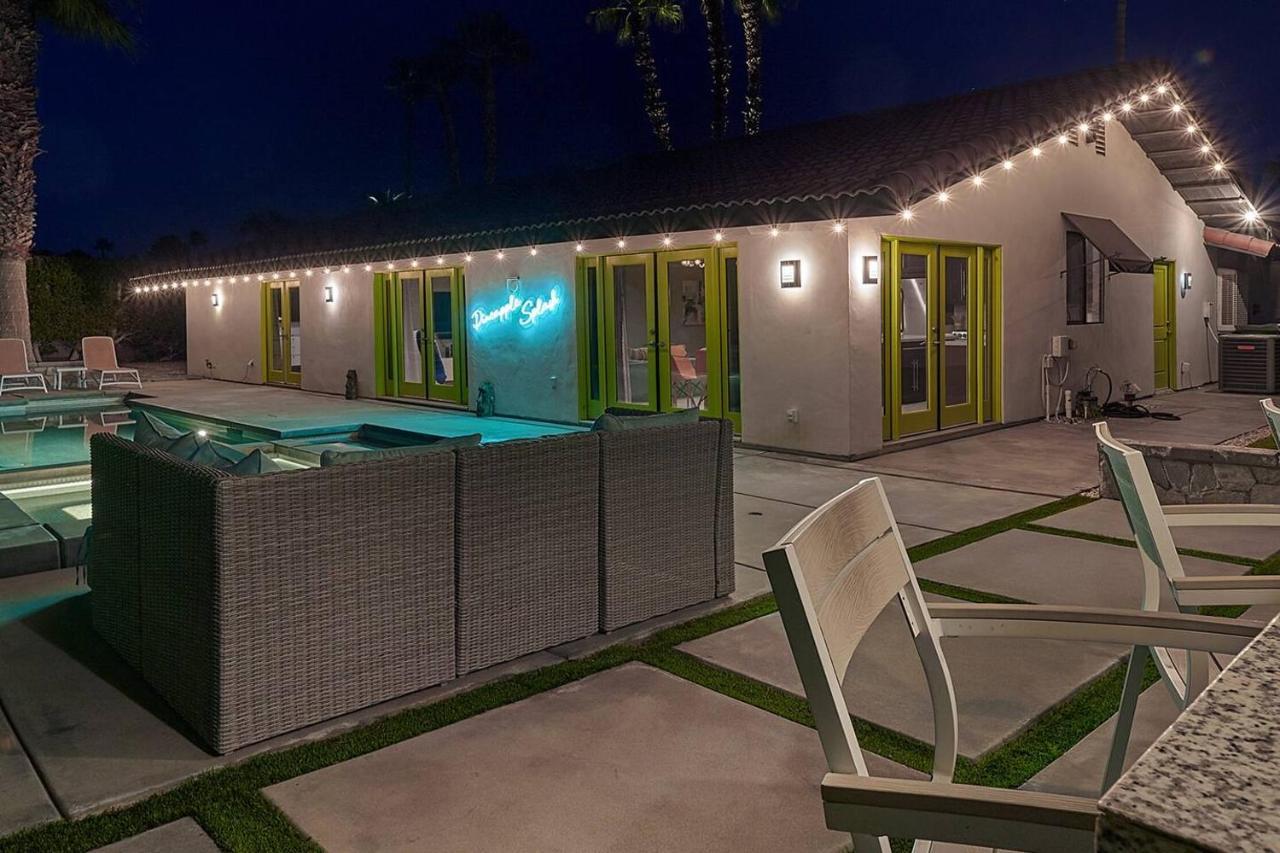 Pineapple Splash! Complete Privacy! Salt Pool! ปาล์มสปริงส์ ภายนอก รูปภาพ
